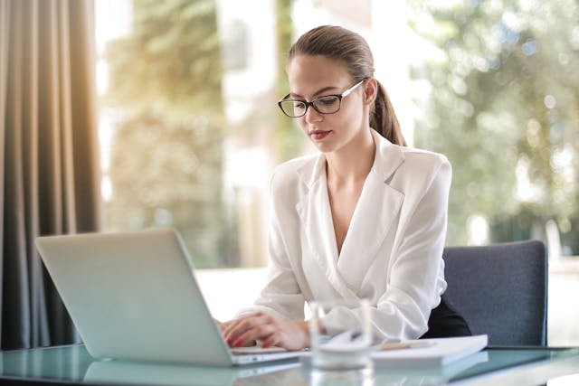 How to Start an Online Business with No Money in 2025