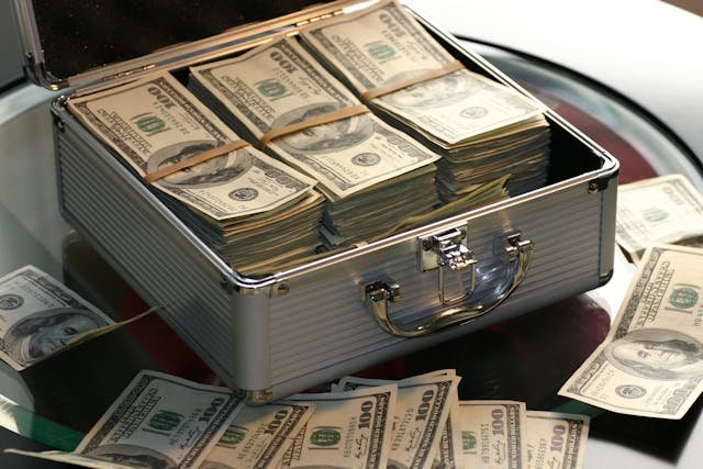 How to Make $1,000 a Month with Side Hustles: Proven Strategies, AI Tools & Hidden Secrets